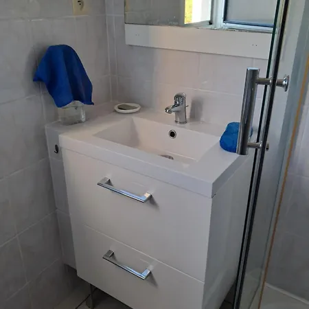 Climatise St Mandrier Pin Rolland Proche Apartman *